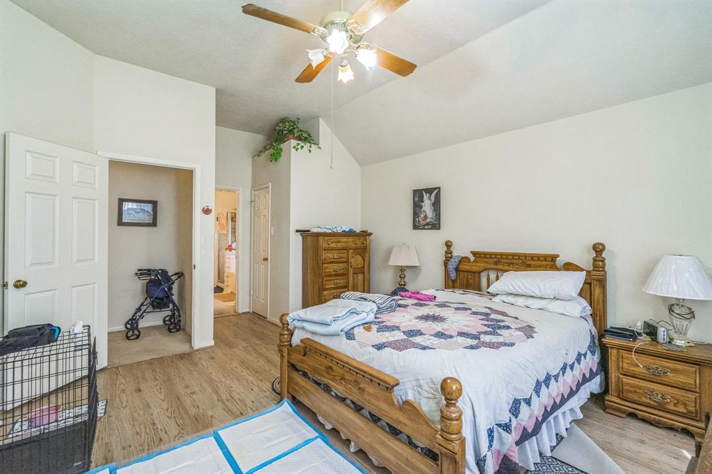 2127 Mercoal Drive, Spring, Texas image 25