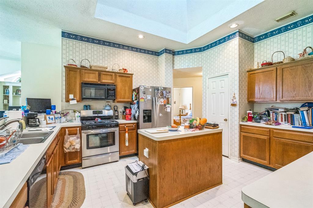 2127 Mercoal Drive, Spring, Texas image 15
