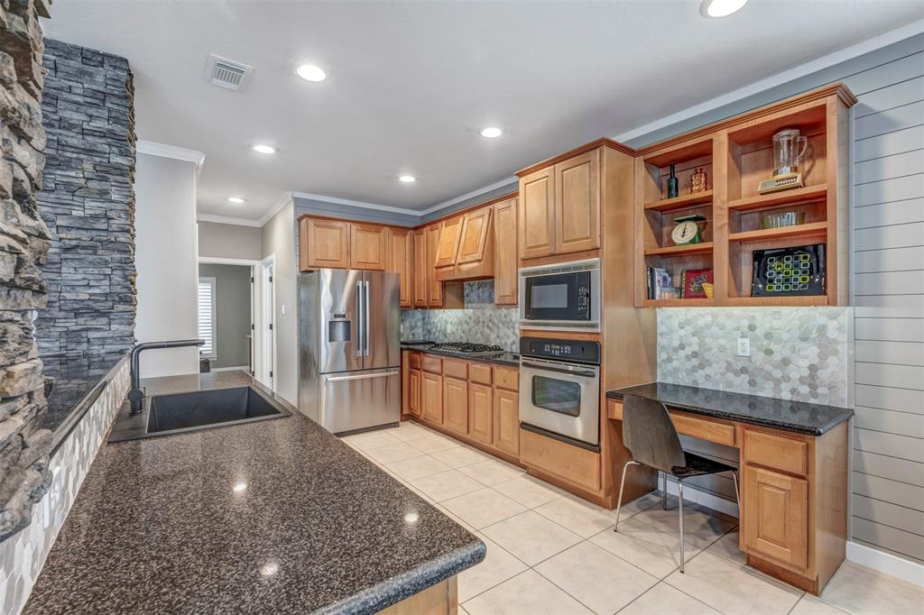 16015 Maycrest Court, Tomball, Texas image 11