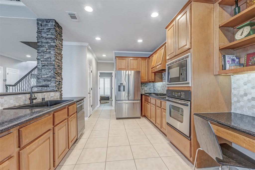 16015 Maycrest Court, Tomball, Texas image 12