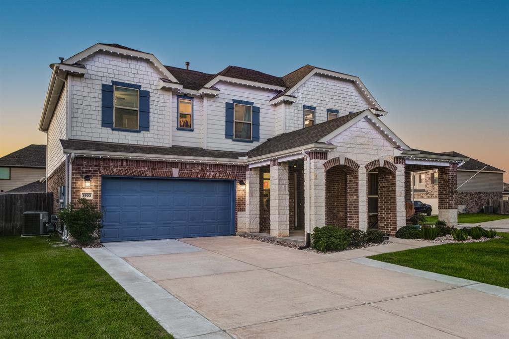 3903 Honey Hill Lane, Pearland, Texas image 3