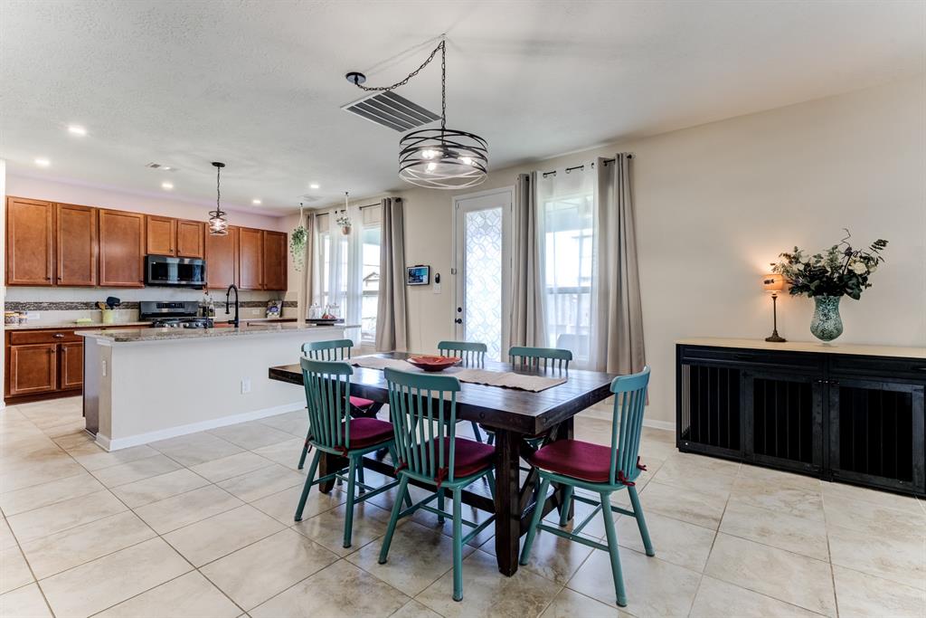 3903 Honey Hill Lane, Pearland, Texas image 31