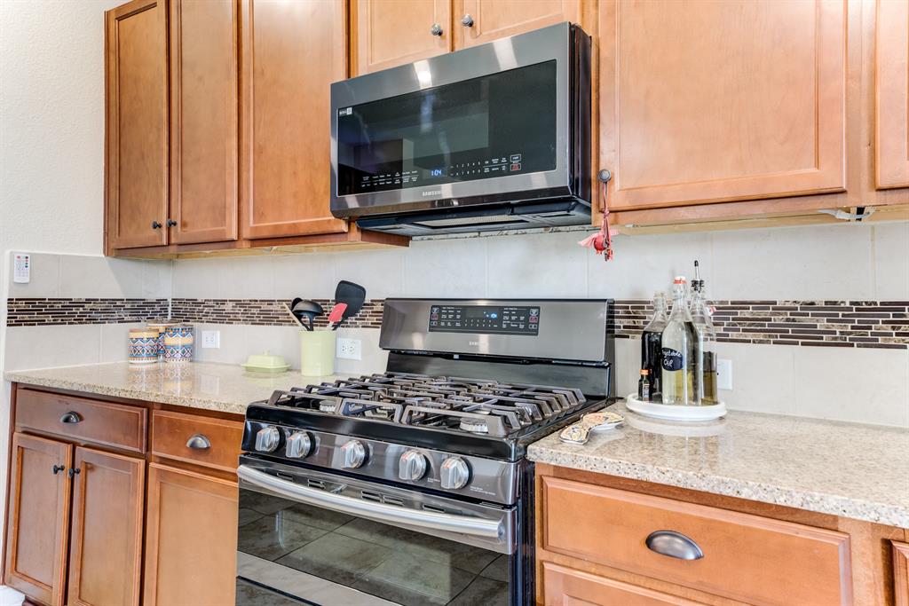 3903 Honey Hill Lane, Pearland, Texas image 37