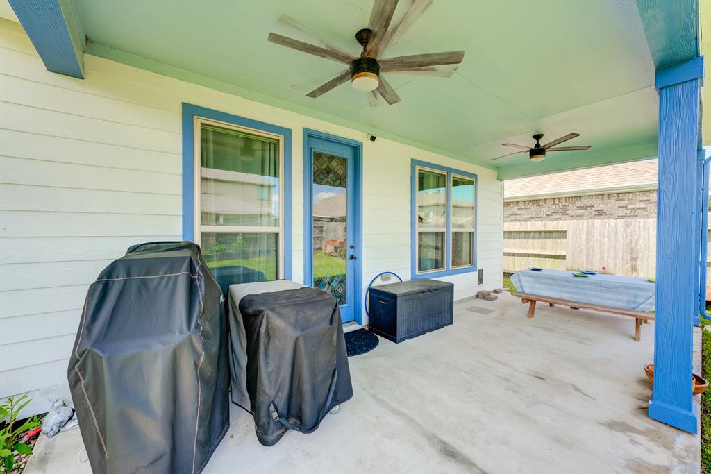 3903 Honey Hill Lane, Pearland, Texas image 43
