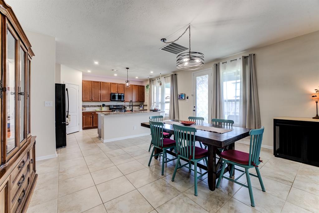 3903 Honey Hill Lane, Pearland, Texas image 30