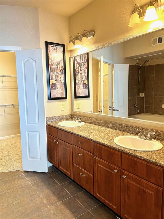 1711 Old Spanish Trail #423, Houston, Texas image 7