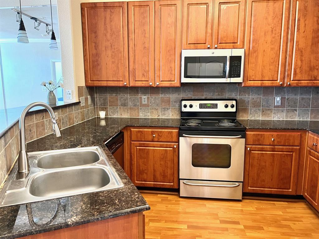 1711 Old Spanish Trail #423, Houston, Texas image 2