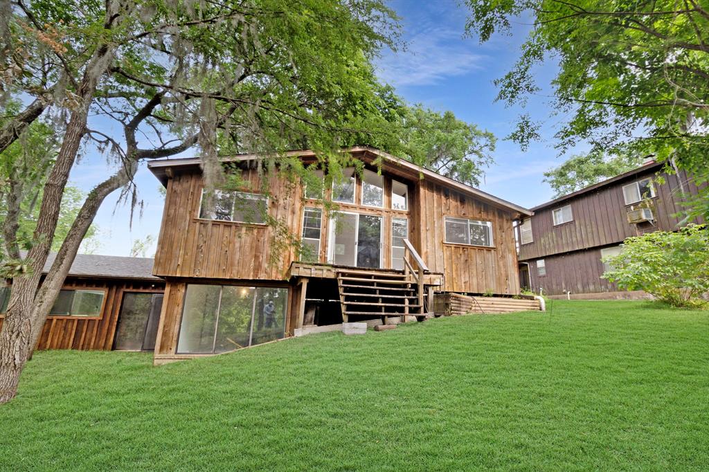 12 Walker Trail, Huntsville, Texas image 1