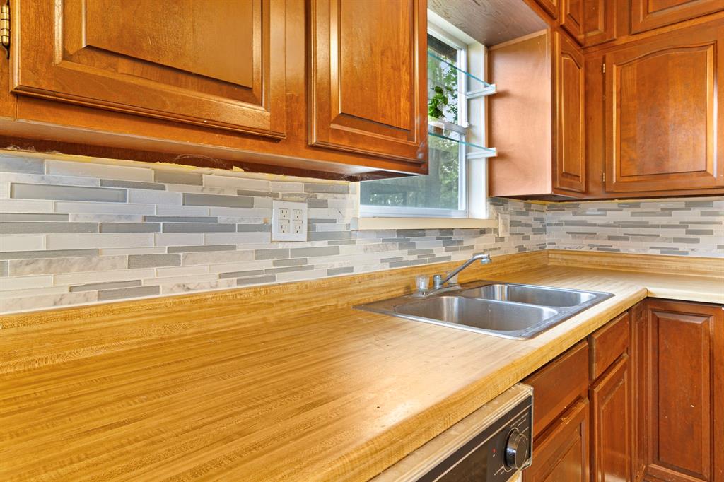 12 Walker Trail, Huntsville, Texas image 11