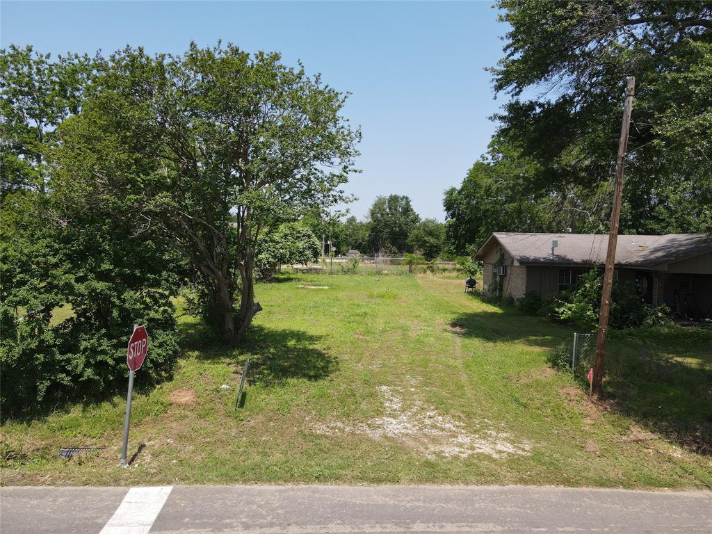 812 W Trinity Street, Madisonville, Texas image 1