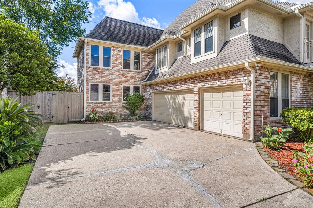 3419 Brimwood Dr