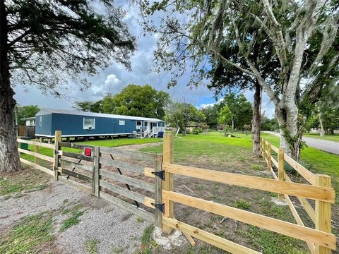 A home in Brazoria