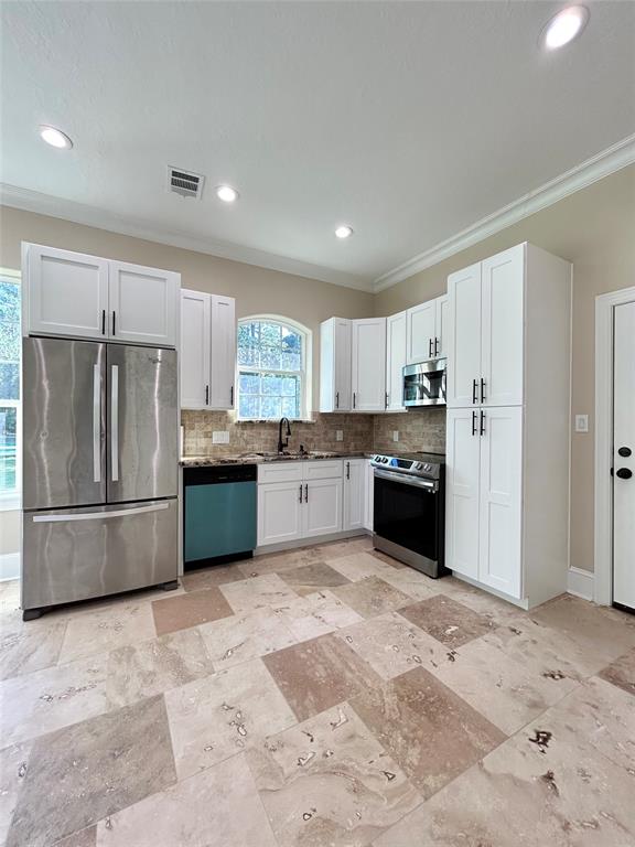 32660 Willow Bend Road, Waller, Texas image 6