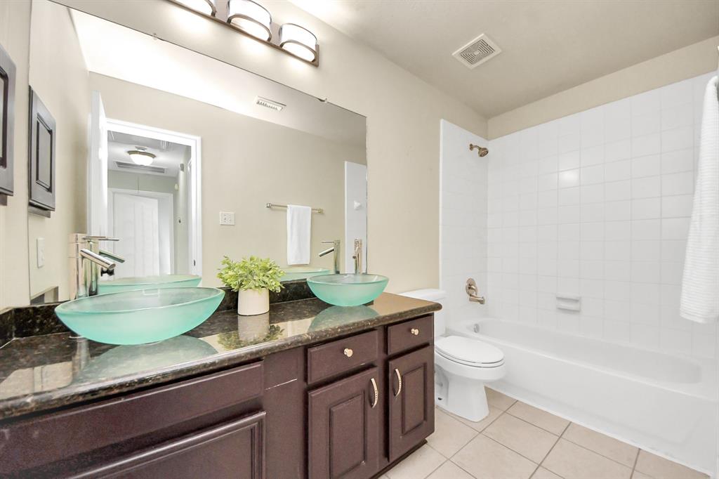 3718 Bailey Lane, Missouri City, Texas image 32
