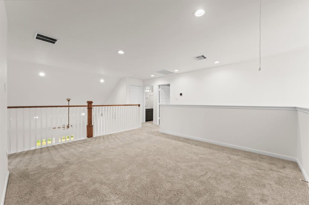 11824 Whirlaway Drive, Willis, Texas image 31