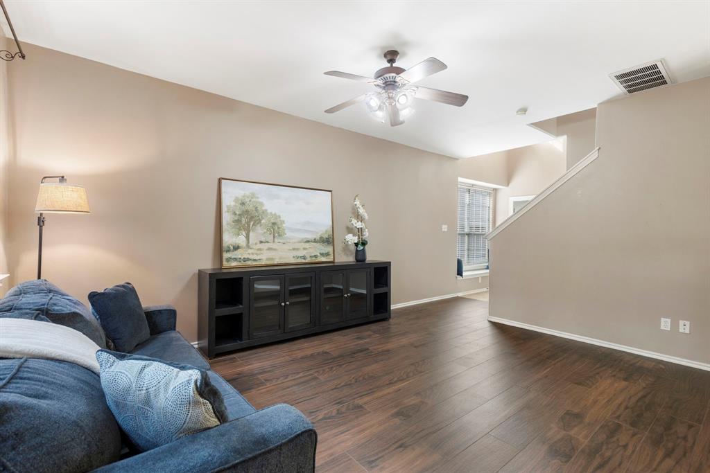 173 Musewood Court, The Woodlands, Texas image 9