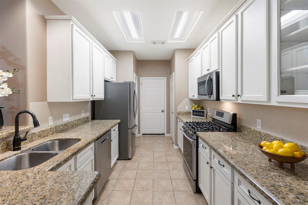 173 Musewood Court, The Woodlands, Texas image 15