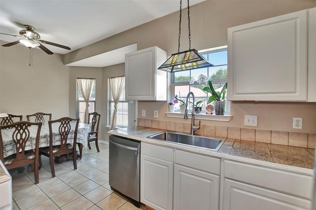 34606 Lake Side Drive, Brookshire, Texas image 13