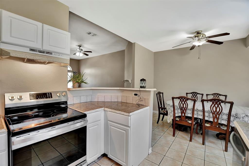 34606 Lake Side Drive, Brookshire, Texas image 14