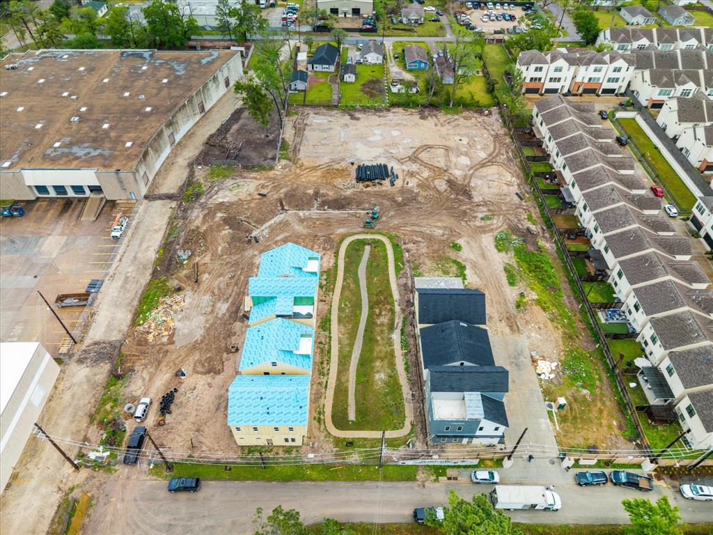 3903 Yale Heights Drive