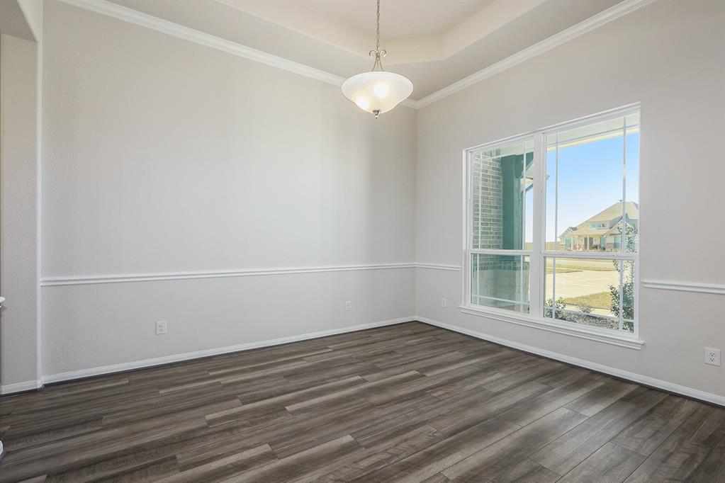 9737 Hardin St, Conroe, Texas image 2
