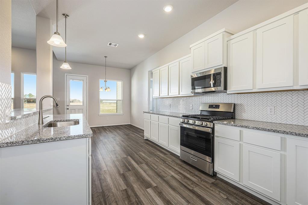 9737 Hardin St, Conroe, Texas image 5