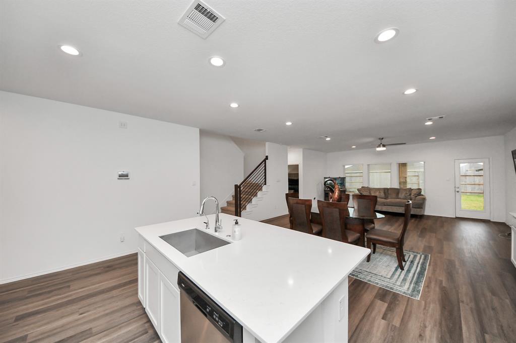 4985 Blue Beetle Ridge Drive, Katy, Texas image 16