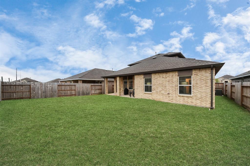 4985 Blue Beetle Ridge Drive, Katy, Texas image 11