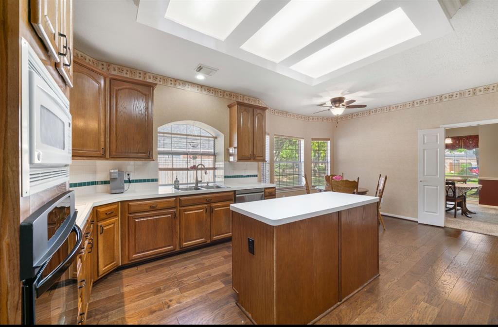 10310 Woodhill Spa Lane, Cleveland, Texas image 10