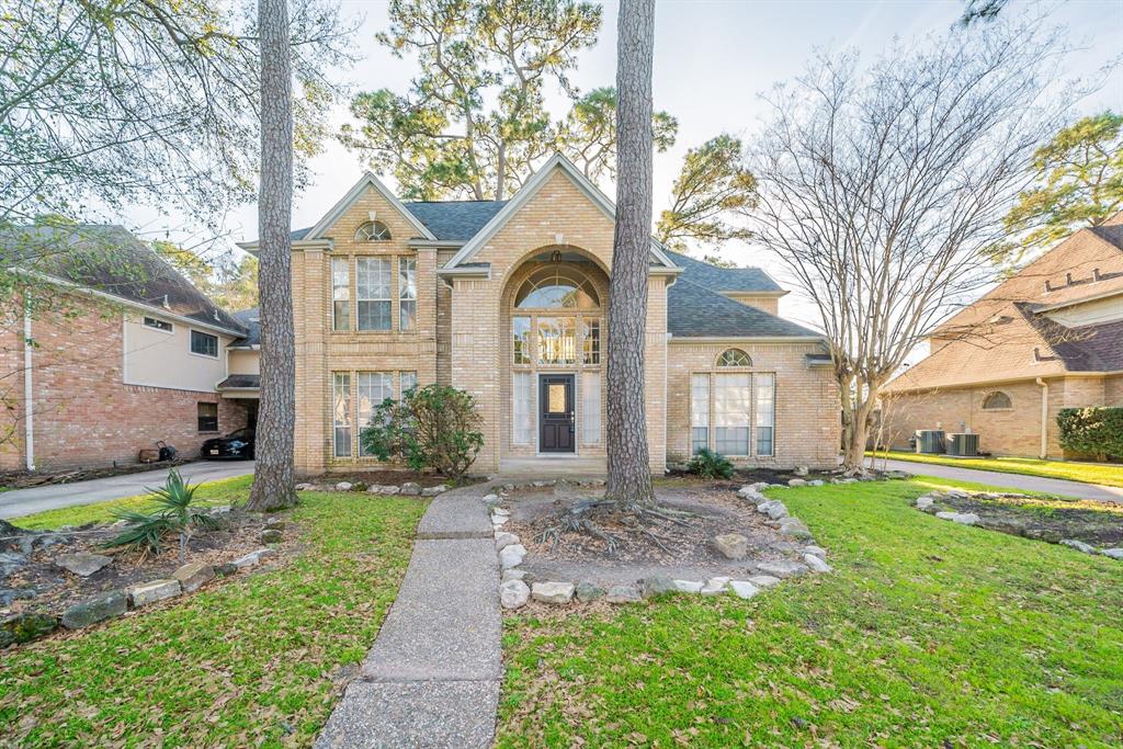 17631 Surreywest Lane, Spring, Texas image 1