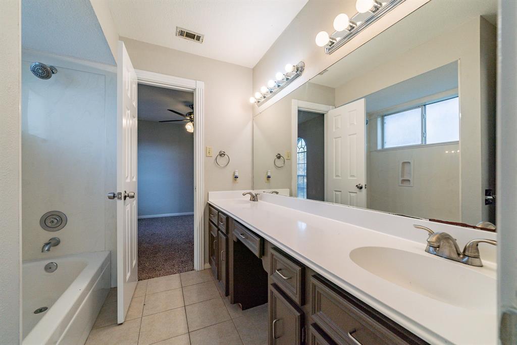 17631 Surreywest Lane, Spring, Texas image 25