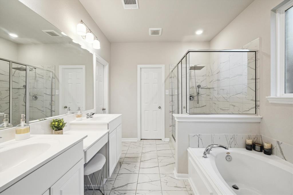 17218 Roxburgh Lake Lane, Hockley, Texas image 18