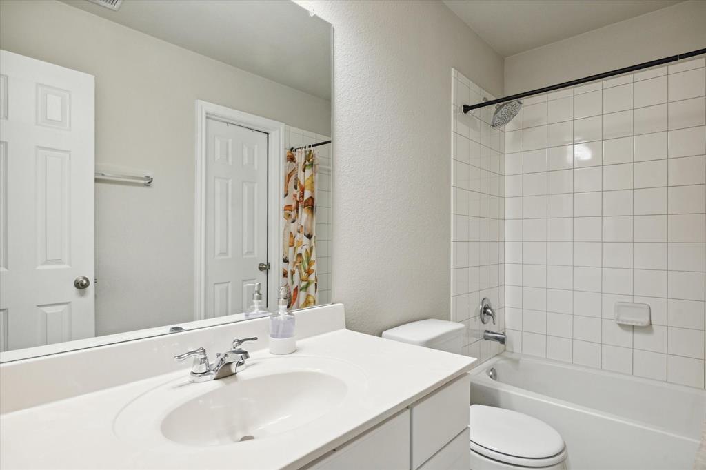 17218 Roxburgh Lake Lane, Hockley, Texas image 27