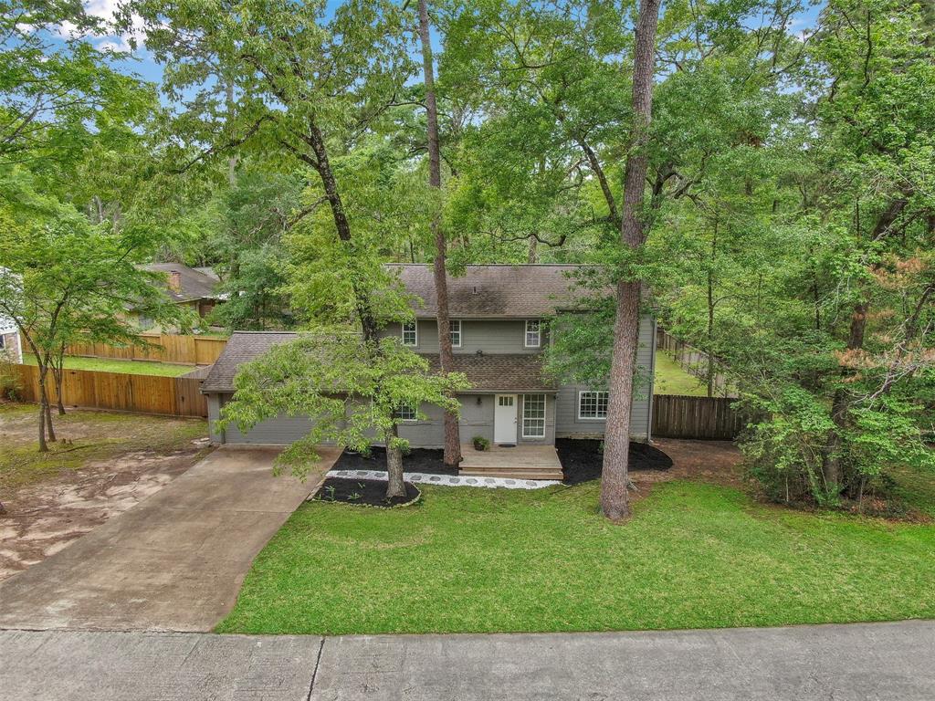 11111 Meadow Rue Street, The Woodlands, Texas image 2