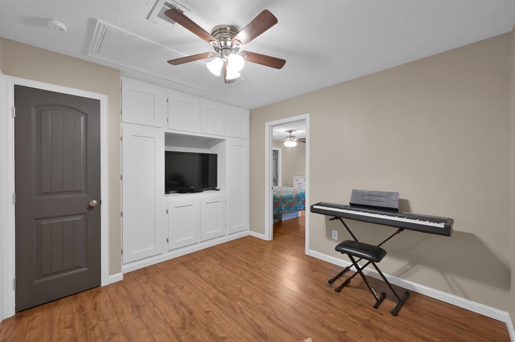 11111 Meadow Rue Street, The Woodlands, Texas image 36