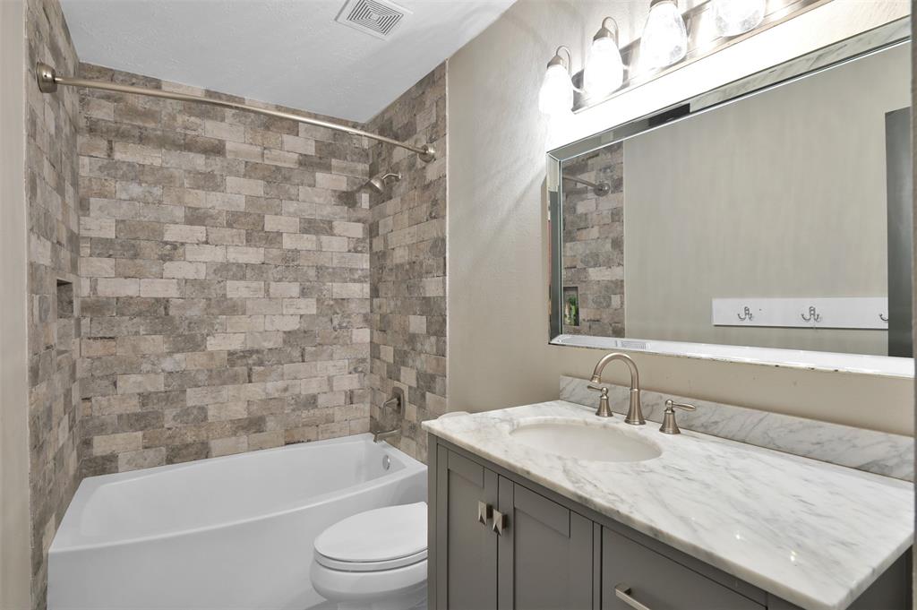 11111 Meadow Rue Street, The Woodlands, Texas image 28