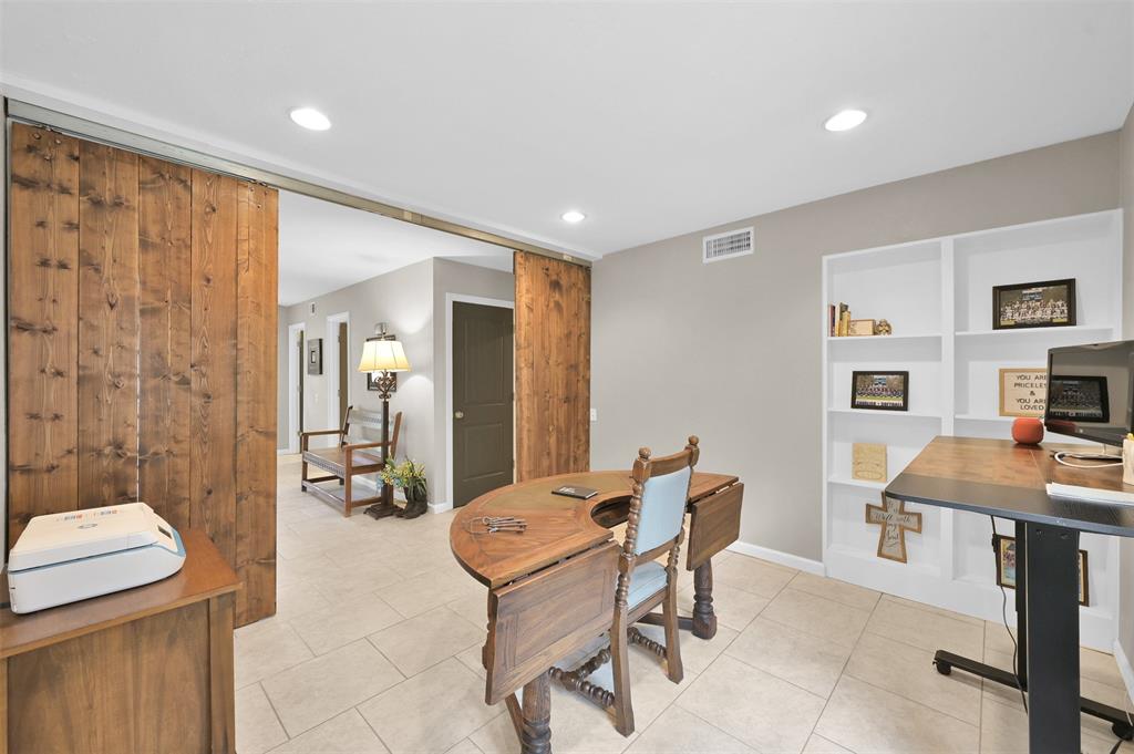 11111 Meadow Rue Street, The Woodlands, Texas image 12