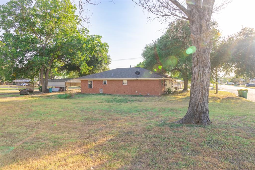 601 Pine Street, Hearne, Texas image 27