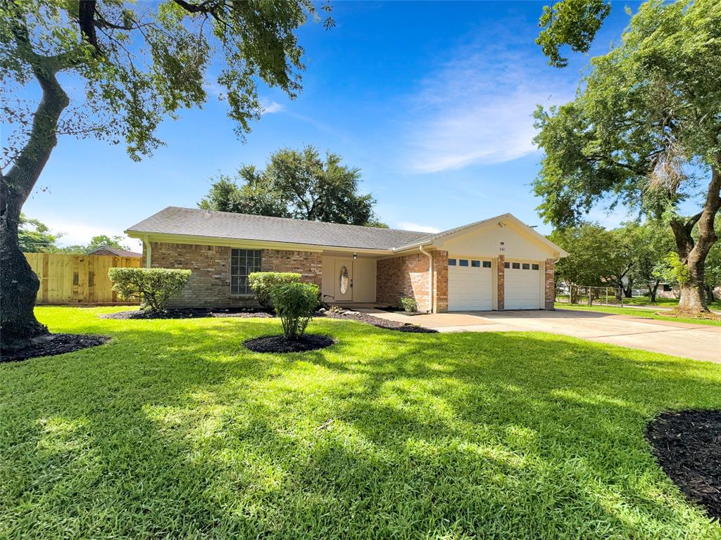141 20th Avenue, Texas City, Texas image 1