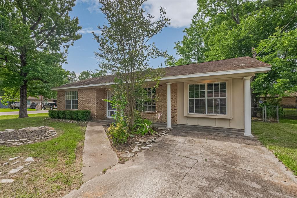 210 N Shirley Lane
