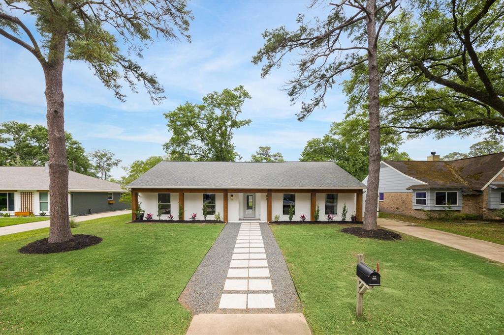 11306 Pecan Creek Drive, Houston, Texas image 3