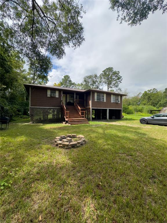 Photo 2 of 28 of 220 Jan Road house