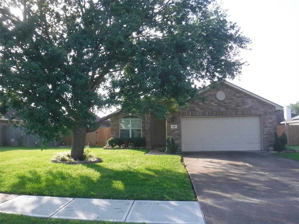 1409 Barras Street, Alvin, Texas image 1