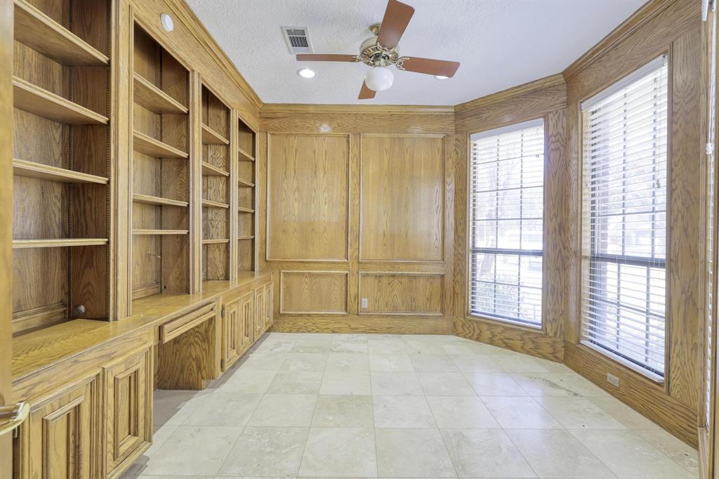 16209 Capri Drive, Jersey Village, Texas image 3