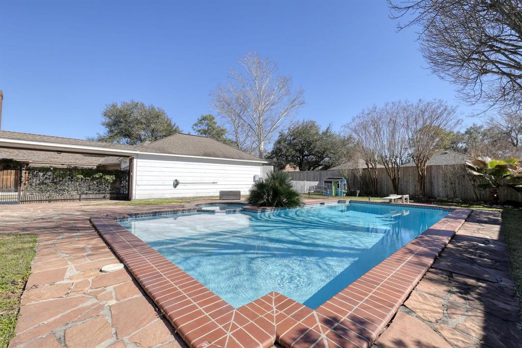 16209 Capri Drive, Jersey Village, Texas image 27