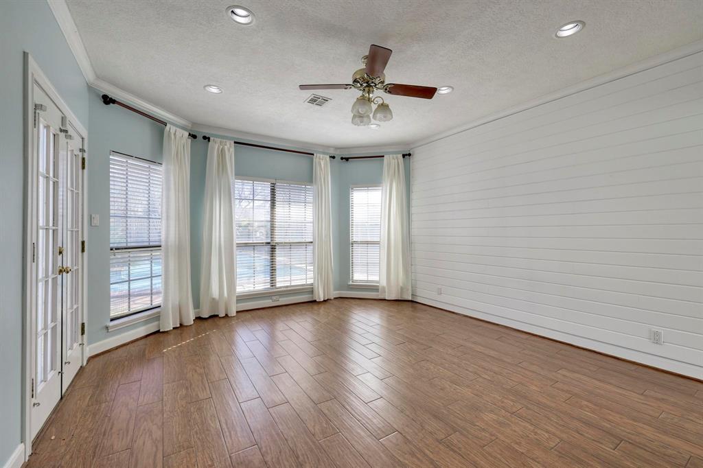 16209 Capri Drive, Jersey Village, Texas image 13