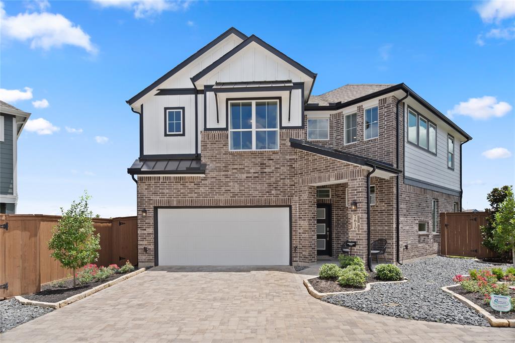 7650 Meadow Mouse Lane, Katy, Texas image 1