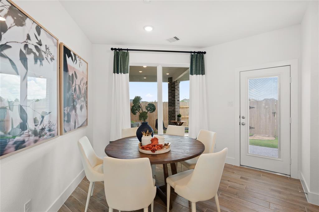 7650 Meadow Mouse Lane, Katy, Texas image 7