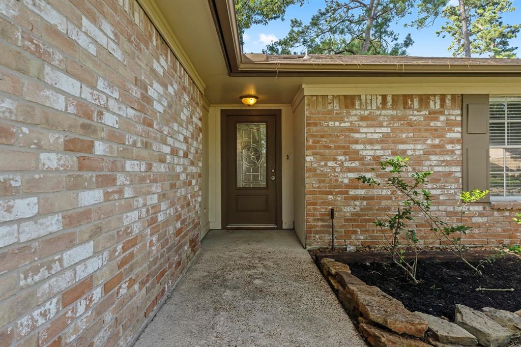 2102 Whitelaw Drive