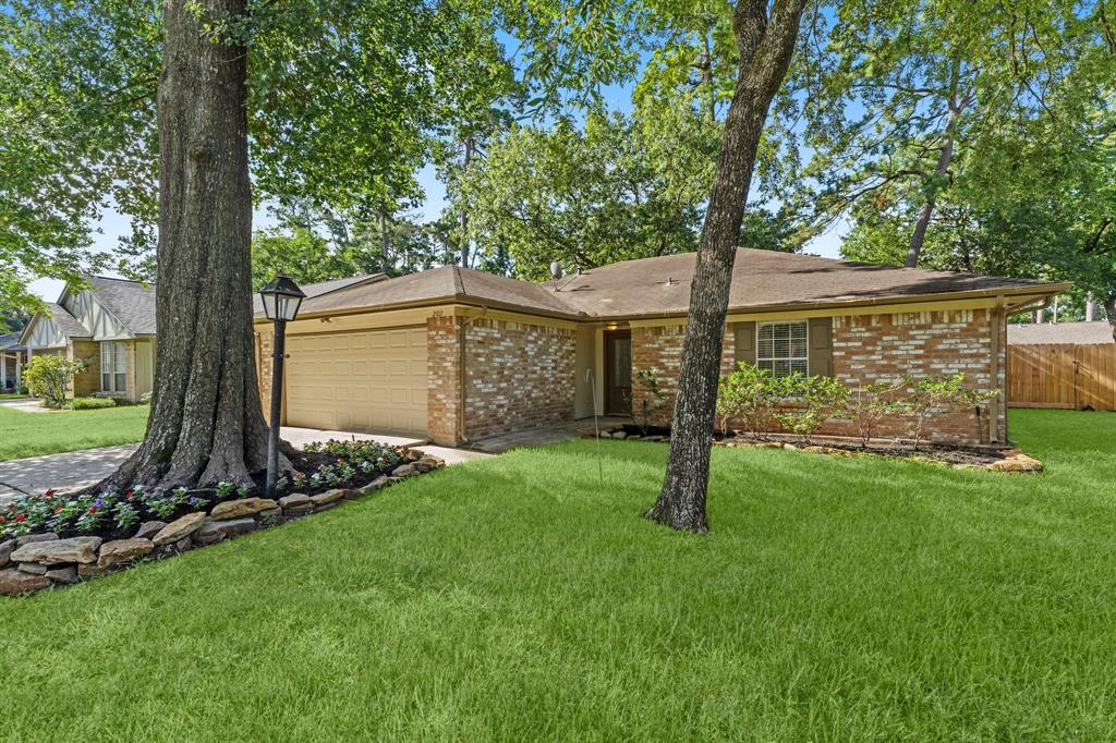 2102 Whitelaw Drive